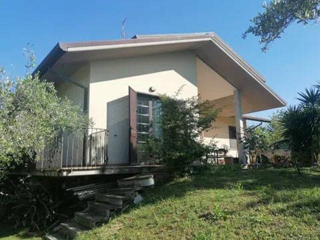 Villa in vendita a Treglio CH