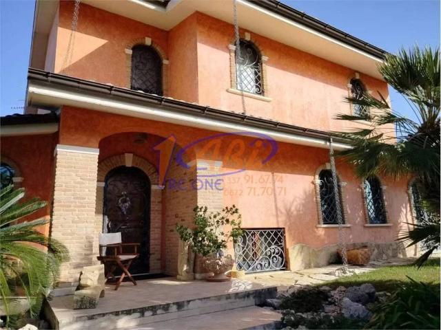 Villa in vendita a Treglio CH