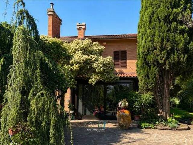 Villa in vendita a Treia MC