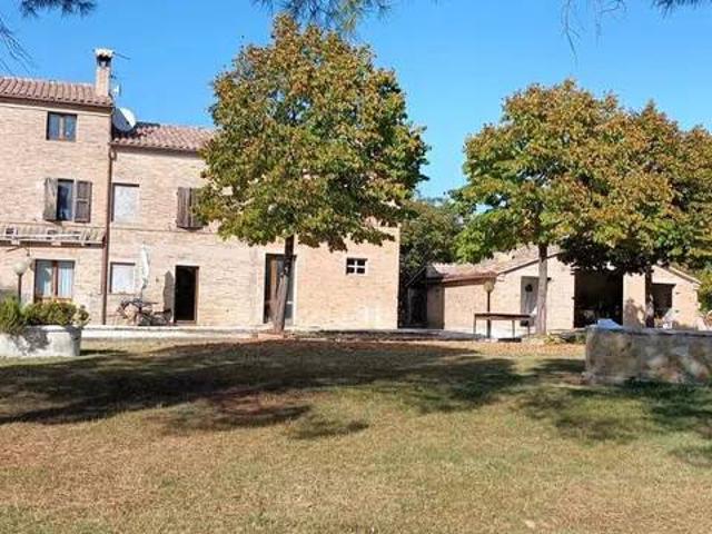 Villa in vendita a Treia MC