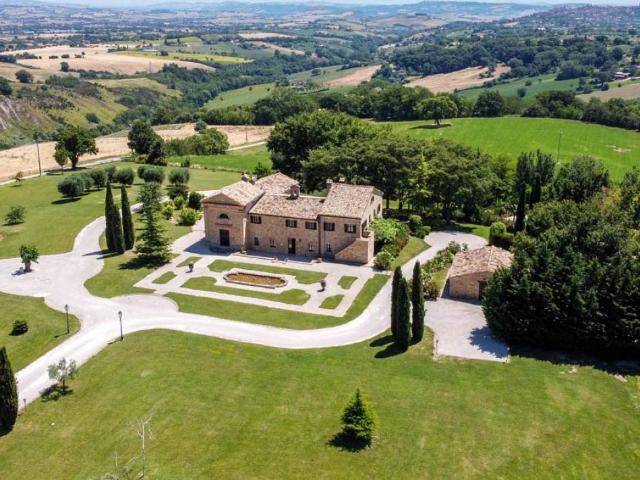 Villa in vendita a Treia MC