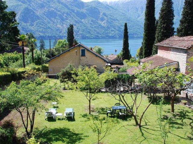 Villa in vendita a Tremezzina CO