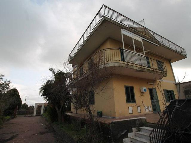 Villa in vendita a Tremestieri Etneo CT