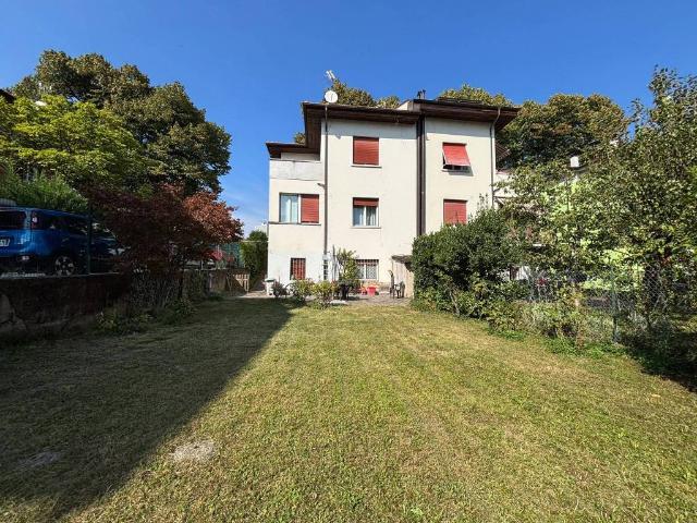 Villa in vendita a Trento TN