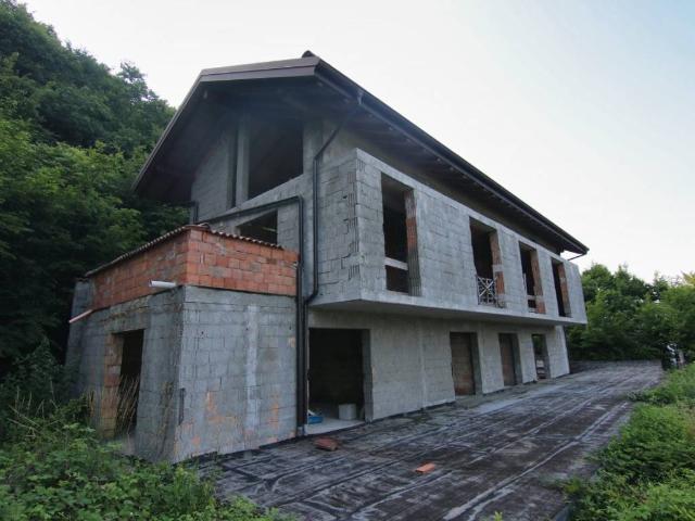 Villa in vendita a Trento TN