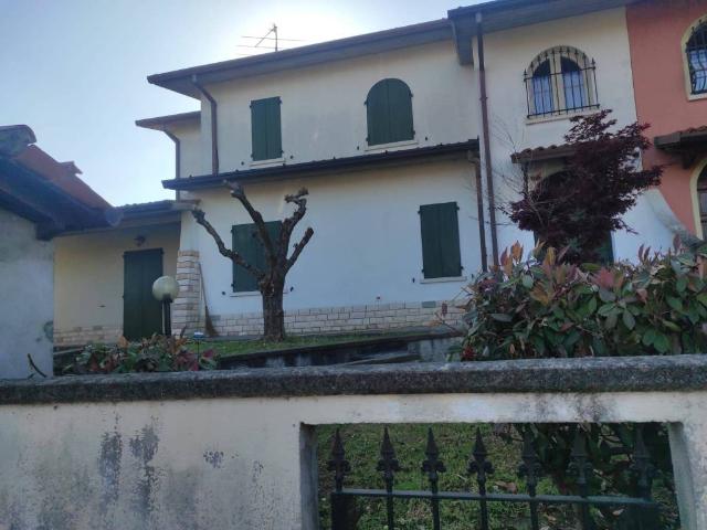 Villa in vendita a Trenzano BS