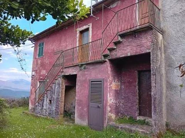 Villa in vendita a Tresana MS