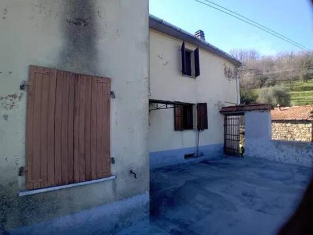Villa in vendita a Tresana MS