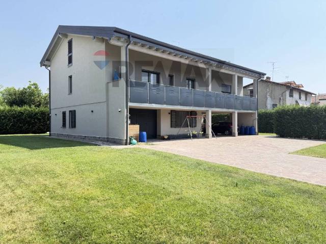 Villa in vendita a Trescore Balneario BG