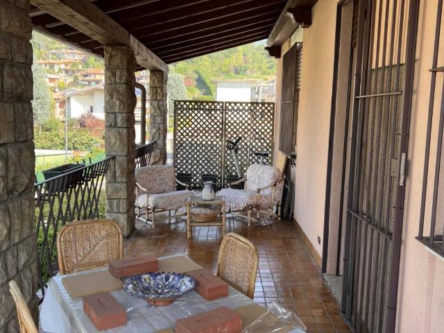 Villa in vendita a Trescore Balneario BG