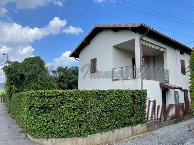 Villa in vendita a Trescore Balneario BG