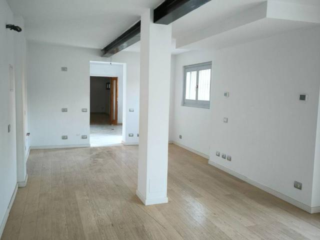 Villa in vendita a Trescore Balneario BG
