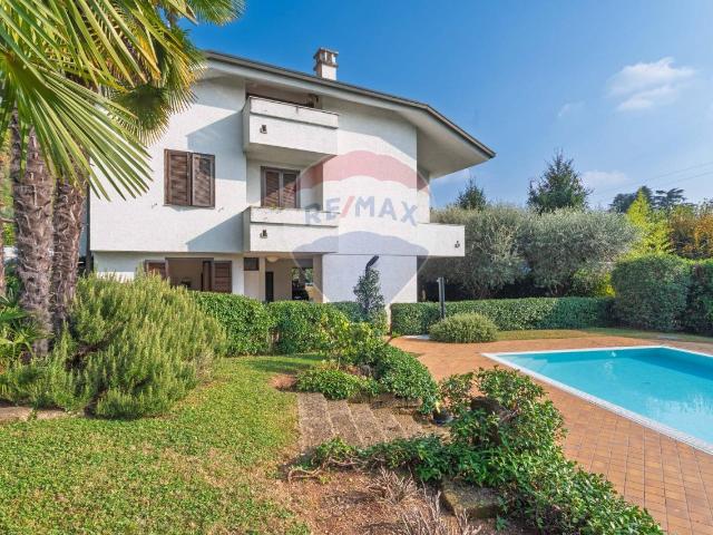 Villa in vendita a Trescore Balneario