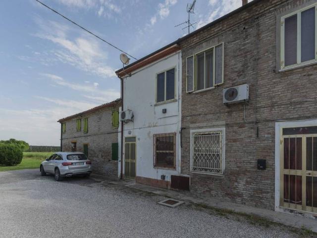 Villa in vendita a Tresignana FE