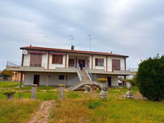 Villa in vendita a Tresignana FE