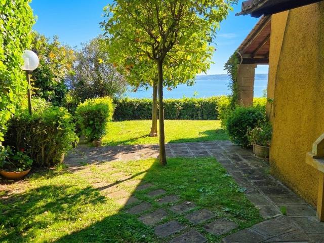 Villa in vendita a Trevignano Romano RM