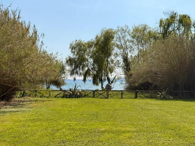 Villa in vendita a Trevignano Romano RM