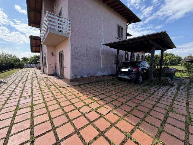 Villa in vendita a Treviolo BG