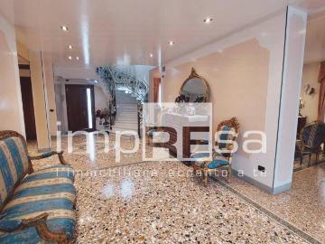 Villa in vendita a Treviso