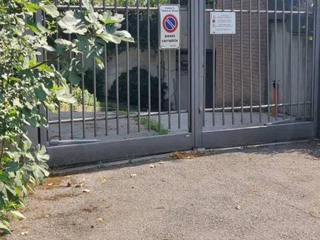 Villa in vendita a Trezzano sul Naviglio MI
