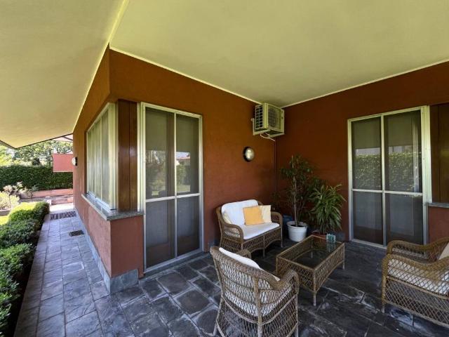 Villa in vendita a Trezzano sul Naviglio MI