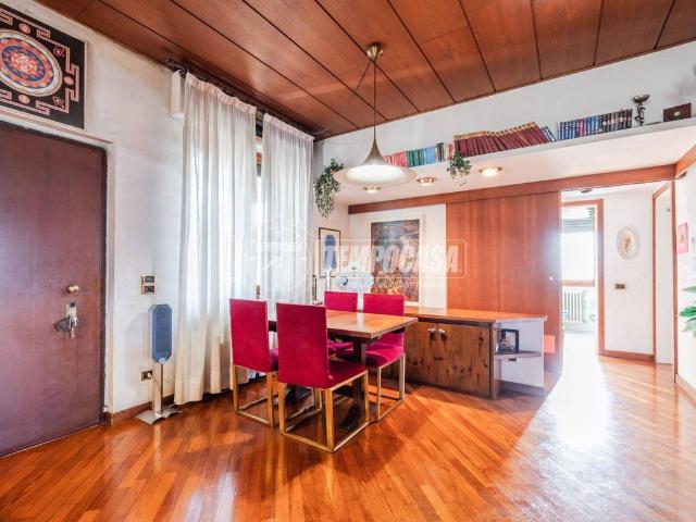 Villa in vendita a Trezzano sul Naviglio MI
