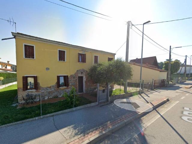 Villa in vendita a Tribano PD
