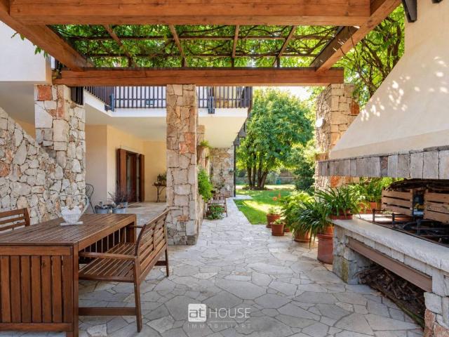 Villa in vendita a Trieste TS