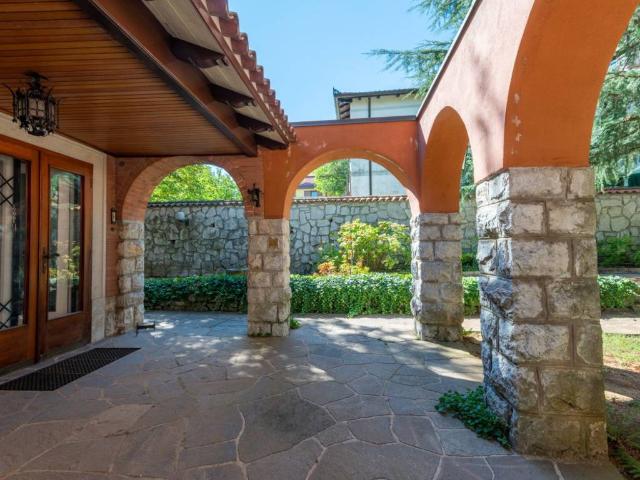 Villa in vendita a Trieste TS