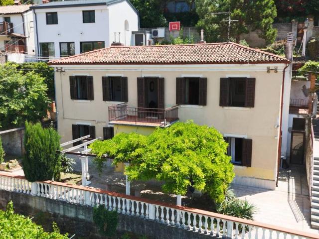 Villa in vendita a Trieste TS