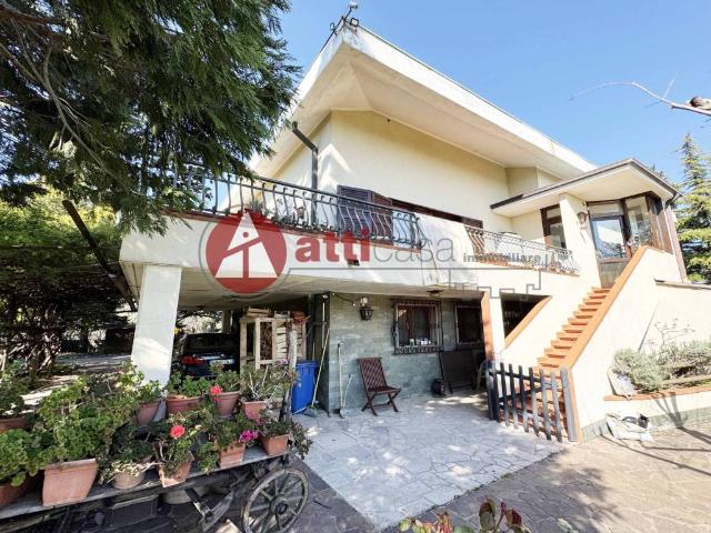 Villa in vendita a Trieste TS