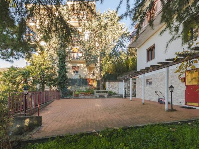 Villa in vendita a Trieste TS