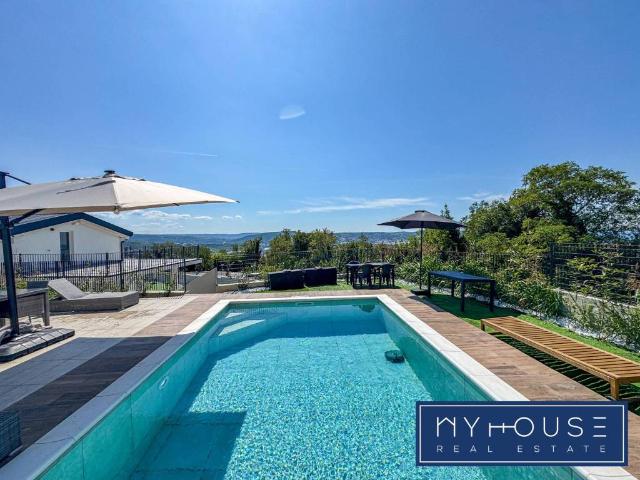 Villa in vendita a Trieste TS