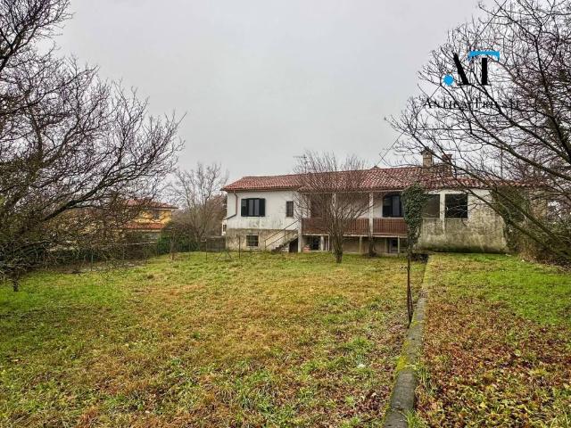 Villa in vendita a Trieste TS