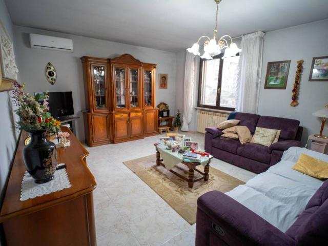 Villa in vendita a Trino VC