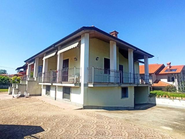 Villa in vendita a Trinità CN