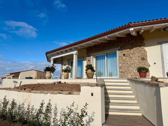 Villa in vendita a Trinità d'Agultu e Vignola OT