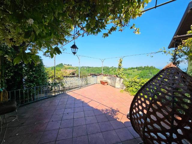 Villa in vendita a Trisobbio AL