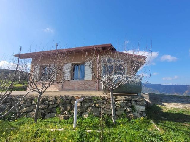 Villa in vendita a Tripi Abakainon ME