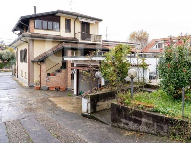 Villa in vendita a Triuggio MB
