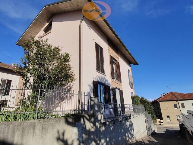 Villa in vendita a Triuggio MB