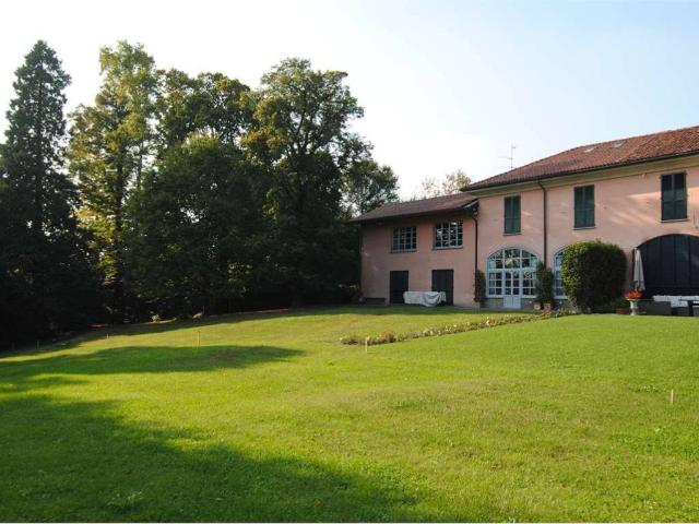 Villa in vendita a Triuggio MB