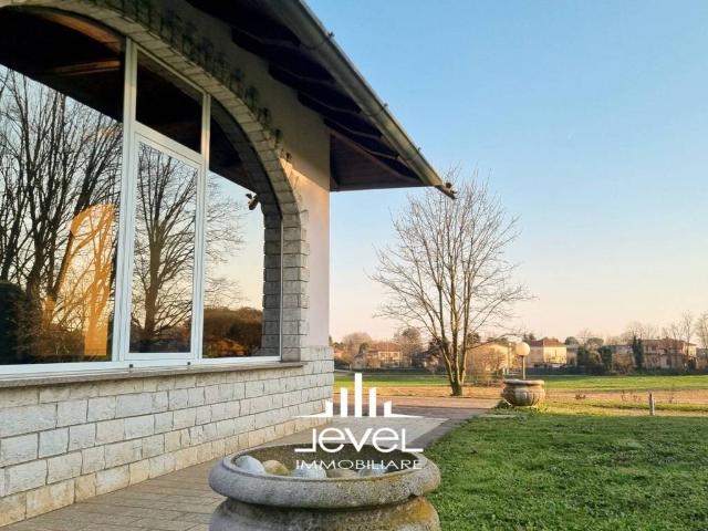 Villa in vendita a Triuggio MB