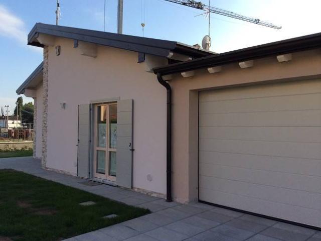 Villa in vendita a Trivolzio PV