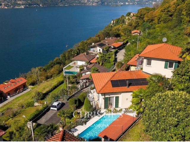 Villa in vendita a Tronzano Lago Maggiore VA