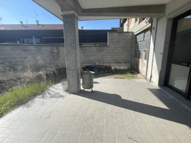 Villa in vendita a Tronzano Vercellese VC