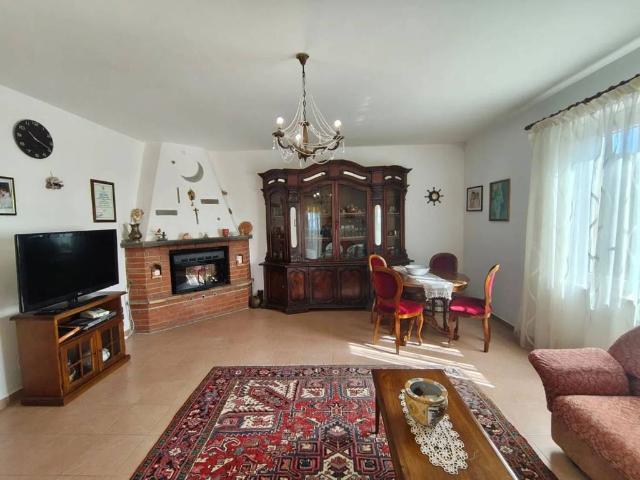 Villa in vendita a Tuoro sul Trasimeno PG