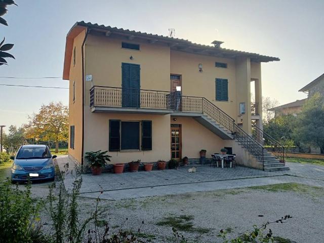 Villa in vendita a Tuoro sul Trasimeno PG