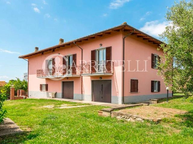 Villa in vendita a Tuoro sul Trasimeno PG