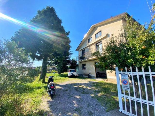 Villa in vendita a Turate CO